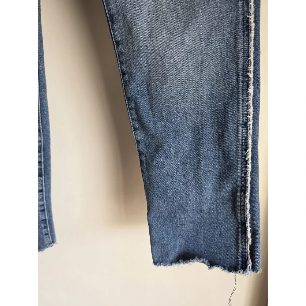 DL1961 Women Straight Jeans Size 26 Blue Casual Denim Pants Distressed Hems